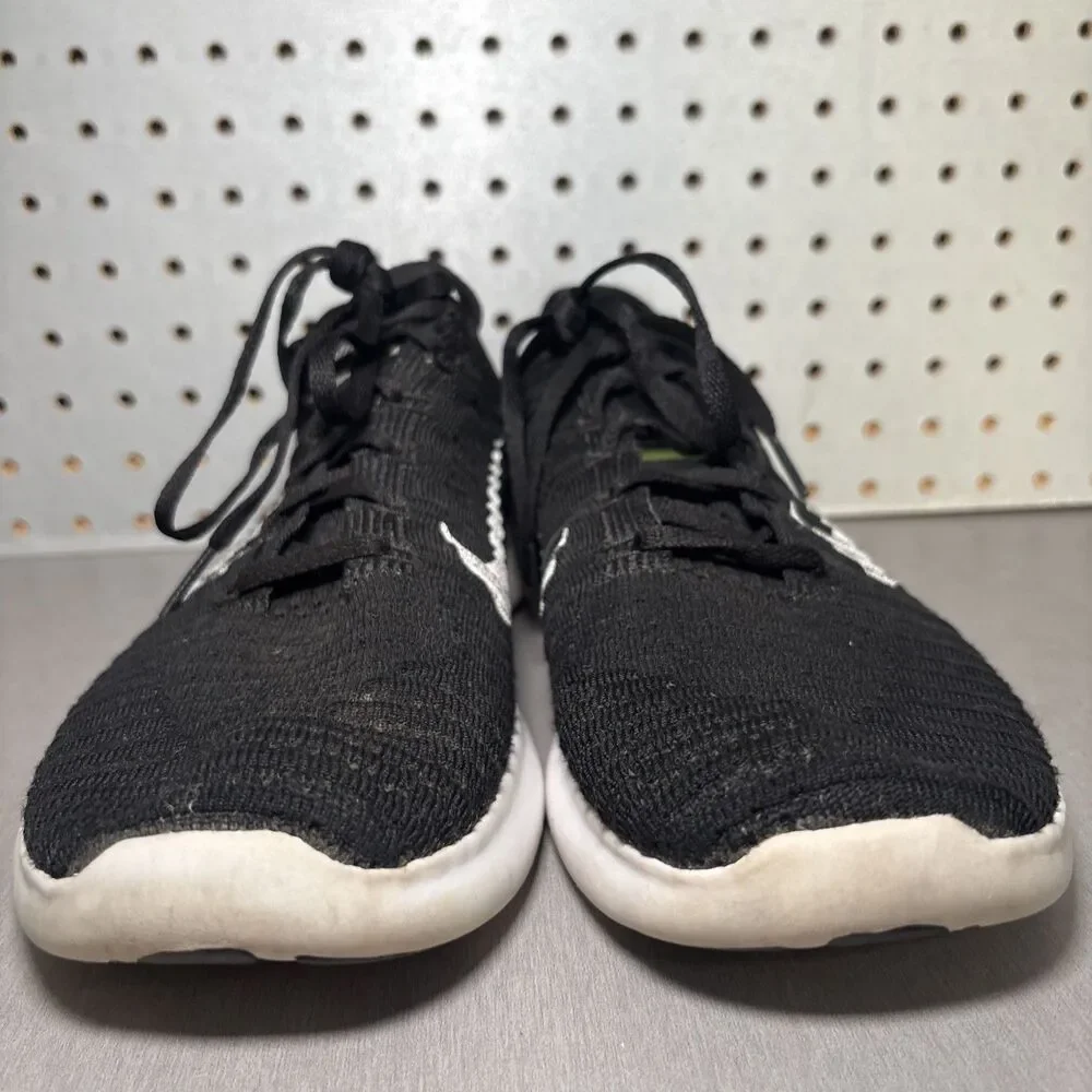 Nike Free RN Flyknit Running Shoes Mens Sz 9.5 Black/White Sneakers 831069-001
